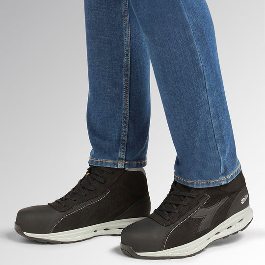 Παπούτσια εργασίας DIADORA GLOVE A.BOX PRO S3S FO SR HRO ESD BLACK - 2 — stenso.gr Παπούτσια εργασίας DIADORA GLOVE A.BOX PRO S3S FO SR HRO ESD BLACK - 2