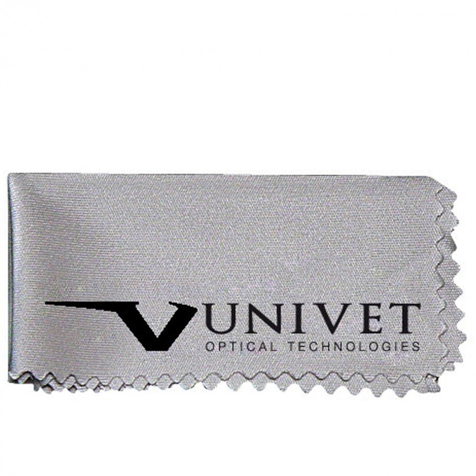 Microfiber cloth for cleaning glasses