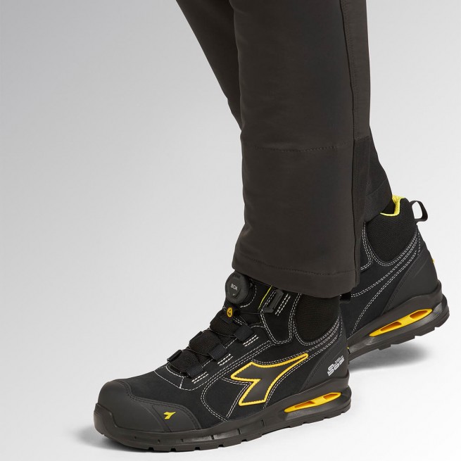 Παπούτσια εργασίας DIADORA RUN A.BOX MSTR BOA MID S3S FO SR SC ESD BLACK - Stenso.gr