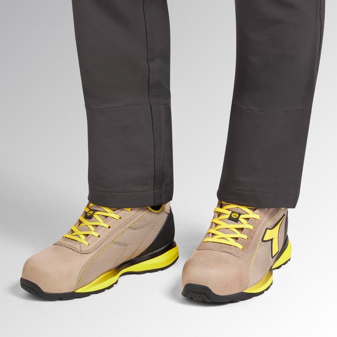 Παπούτσια εργασίας DIADORA GLOVE HYPER LOW S3S FO HRO SR ESD BEIGE - Stenso.gr