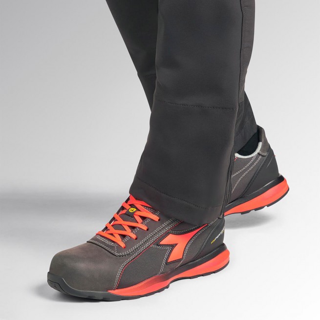 Παπούτσια εργασίας DIADORA GLOVE HYPER LOW S3S FO HRO SR ESD DARK GREY - Stenso.gr